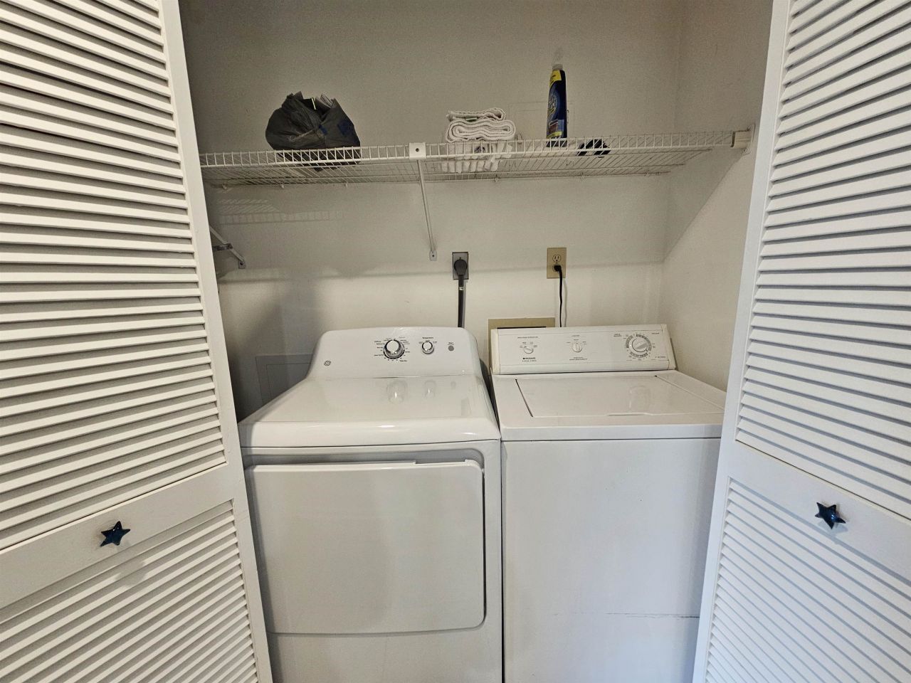 204 Baslow Ct. Photo 30