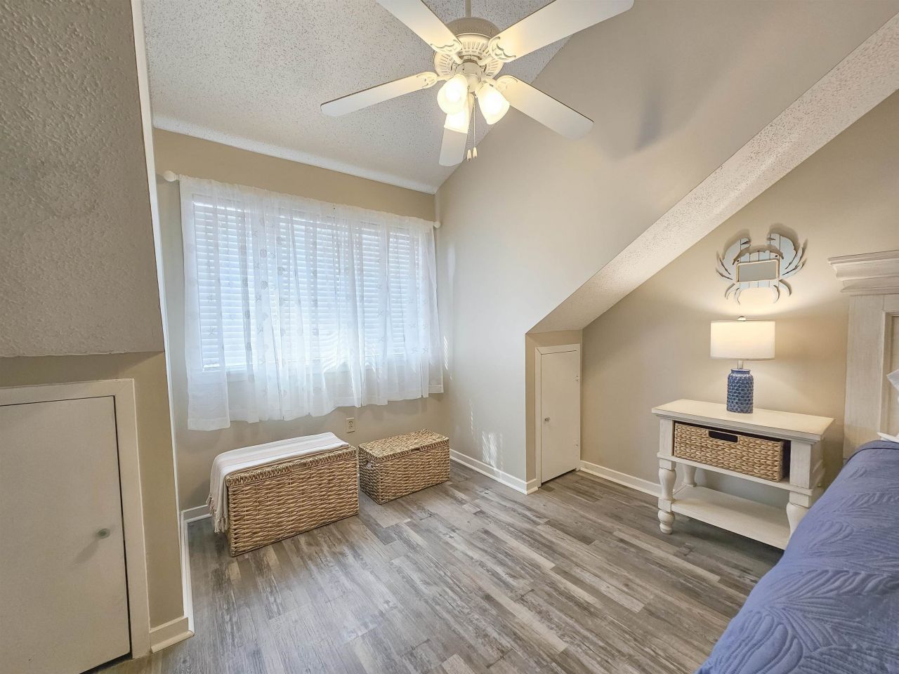 204 Baslow Ct. Photo 36