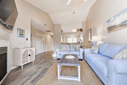 204 Baslow Ct. photo 4