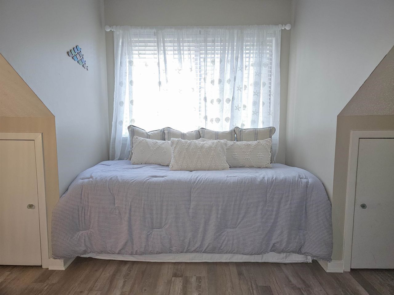 204 Baslow Ct. Photo 52