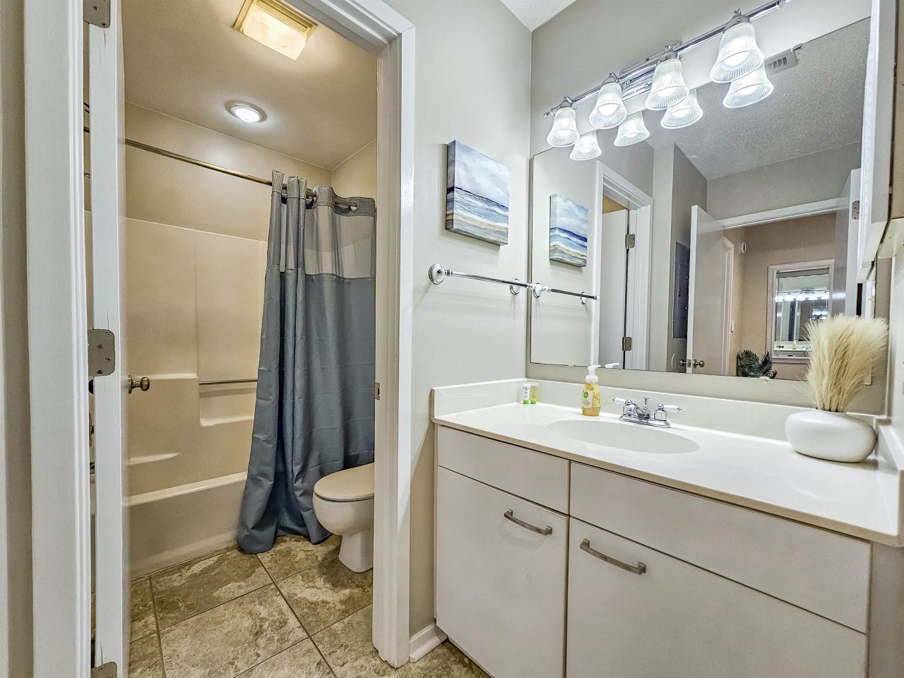 204 Baslow Ct. Photo 57