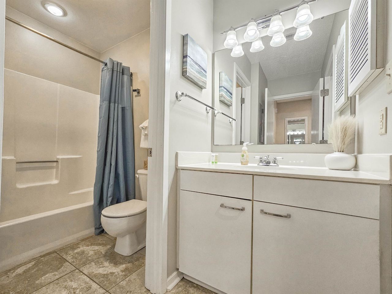 204 Baslow Ct. Photo 59