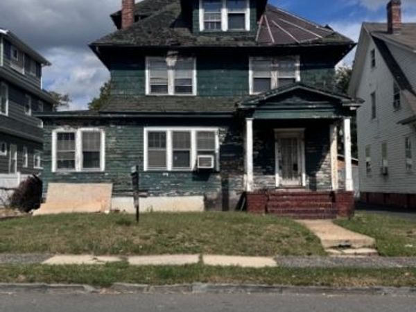 188 Rutledge Ave, East Orange, NJ 07017