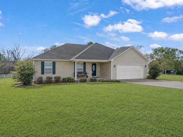 201 Elmwood Drive, Auburn, KY 42206