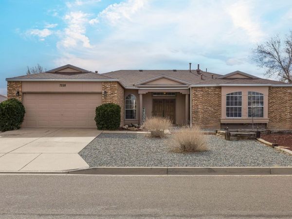 7228 Spruce Mountain Loop NE, Rio Rancho, NM 87144