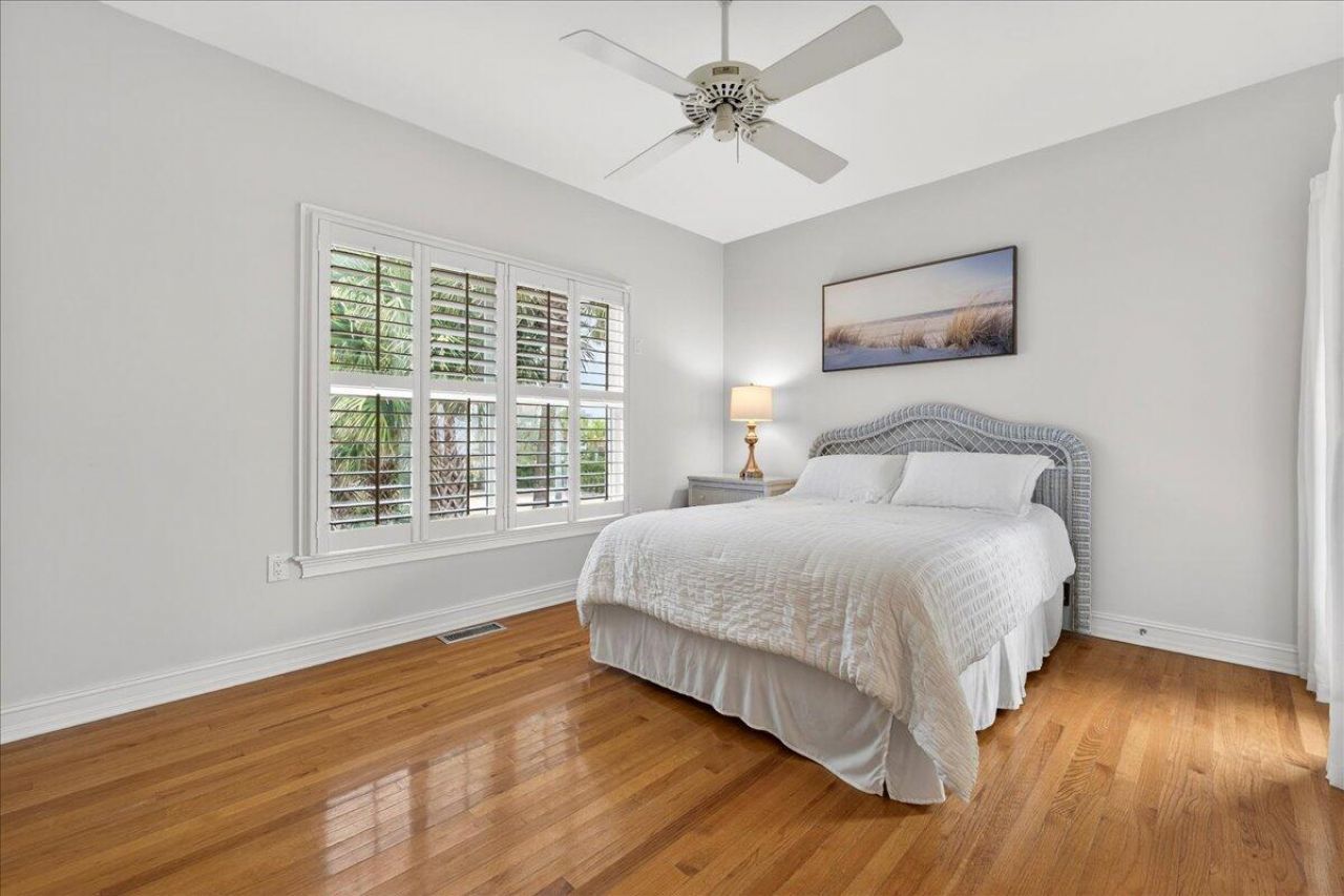 210 Ocean Boulevard Photo 13