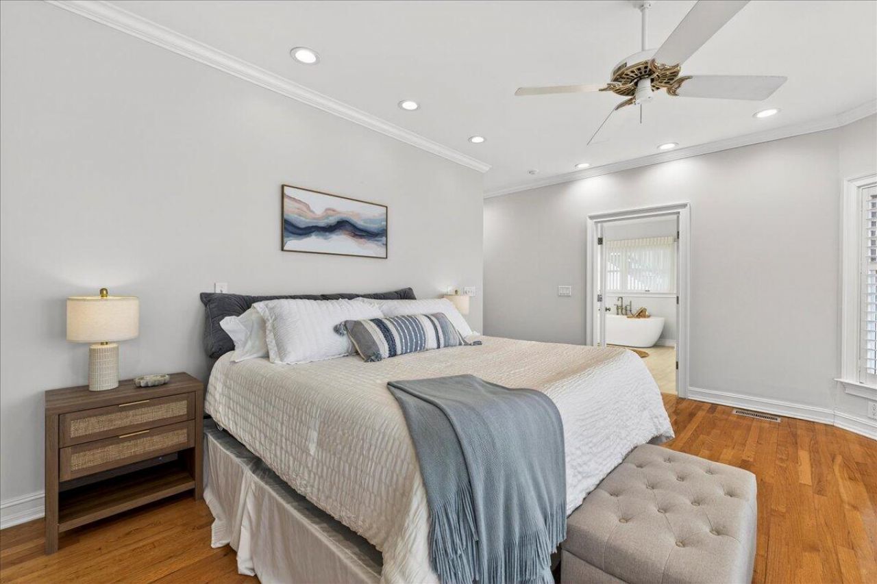 210 Ocean Boulevard Photo 17