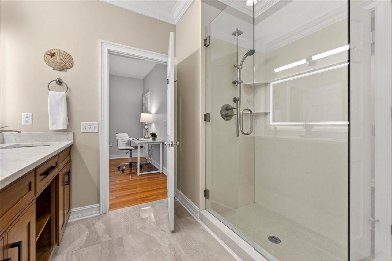 210 Ocean Boulevard Photo 25