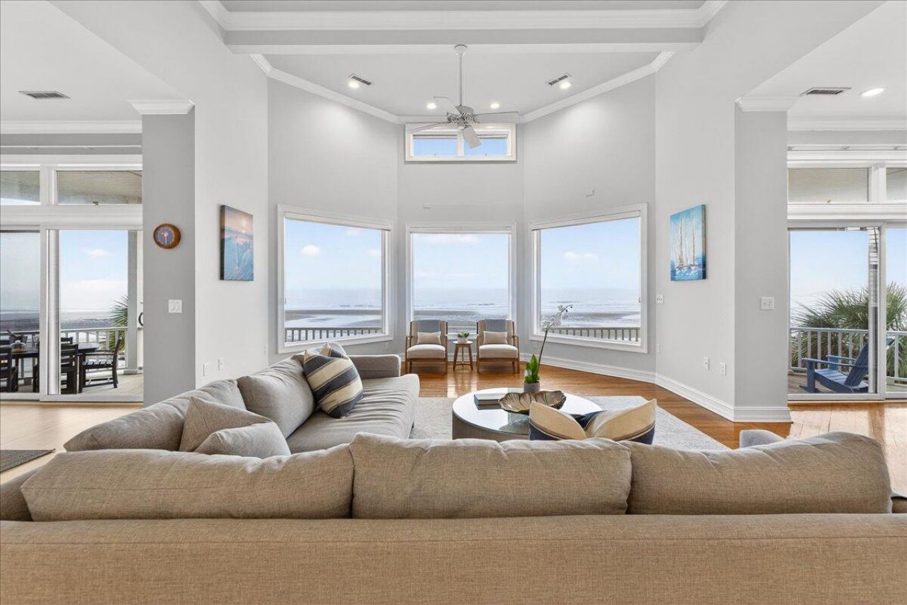 210 Ocean Boulevard Photo 7