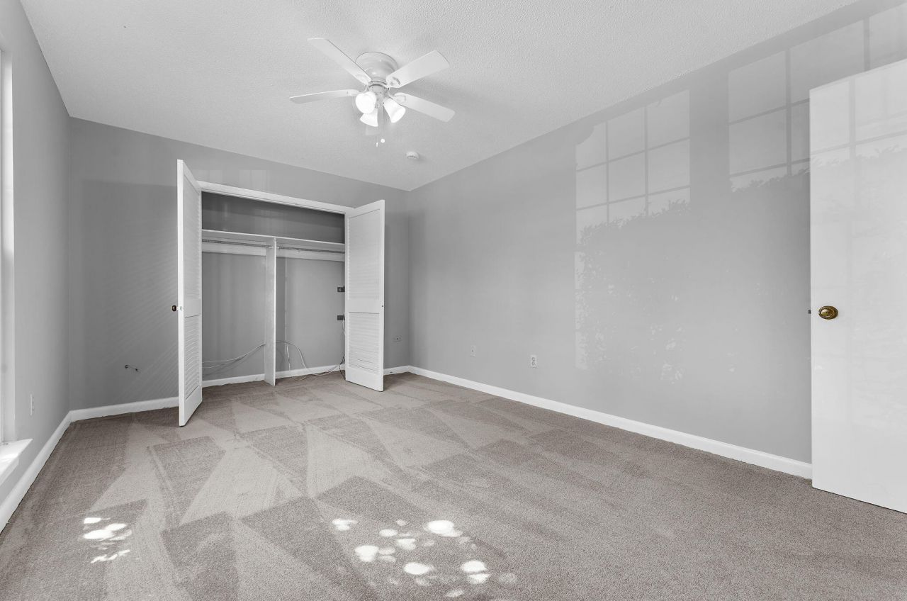 867 Colony Drive Photo 14