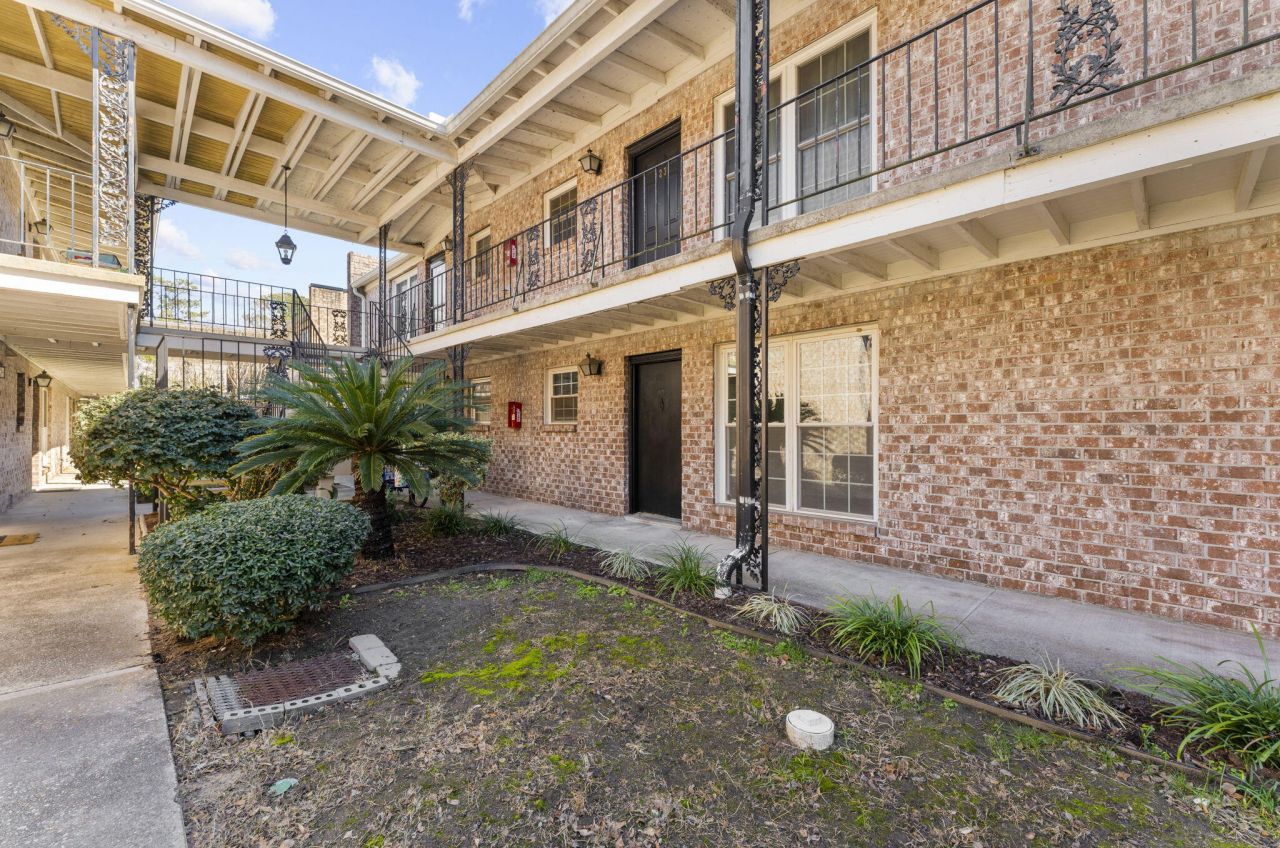 867 Colony Drive Photo 19