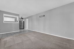 867 Colony Drive photo 4