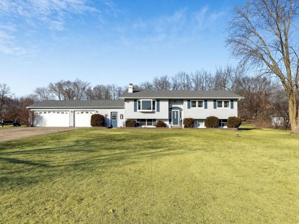 5430 Holly Road, Fulton, IL 61252