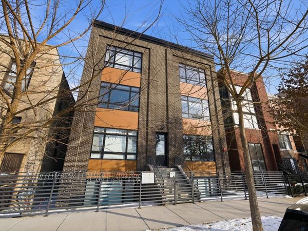 1334 W Grenshaw Street, Unit 1E, Chicago, IL 60607