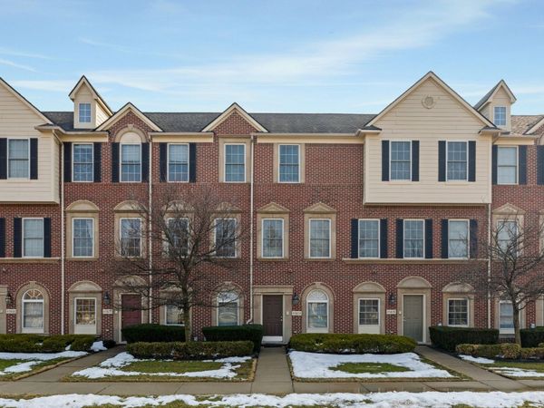 45874 S Stonewood Road, Canton, MI 48187