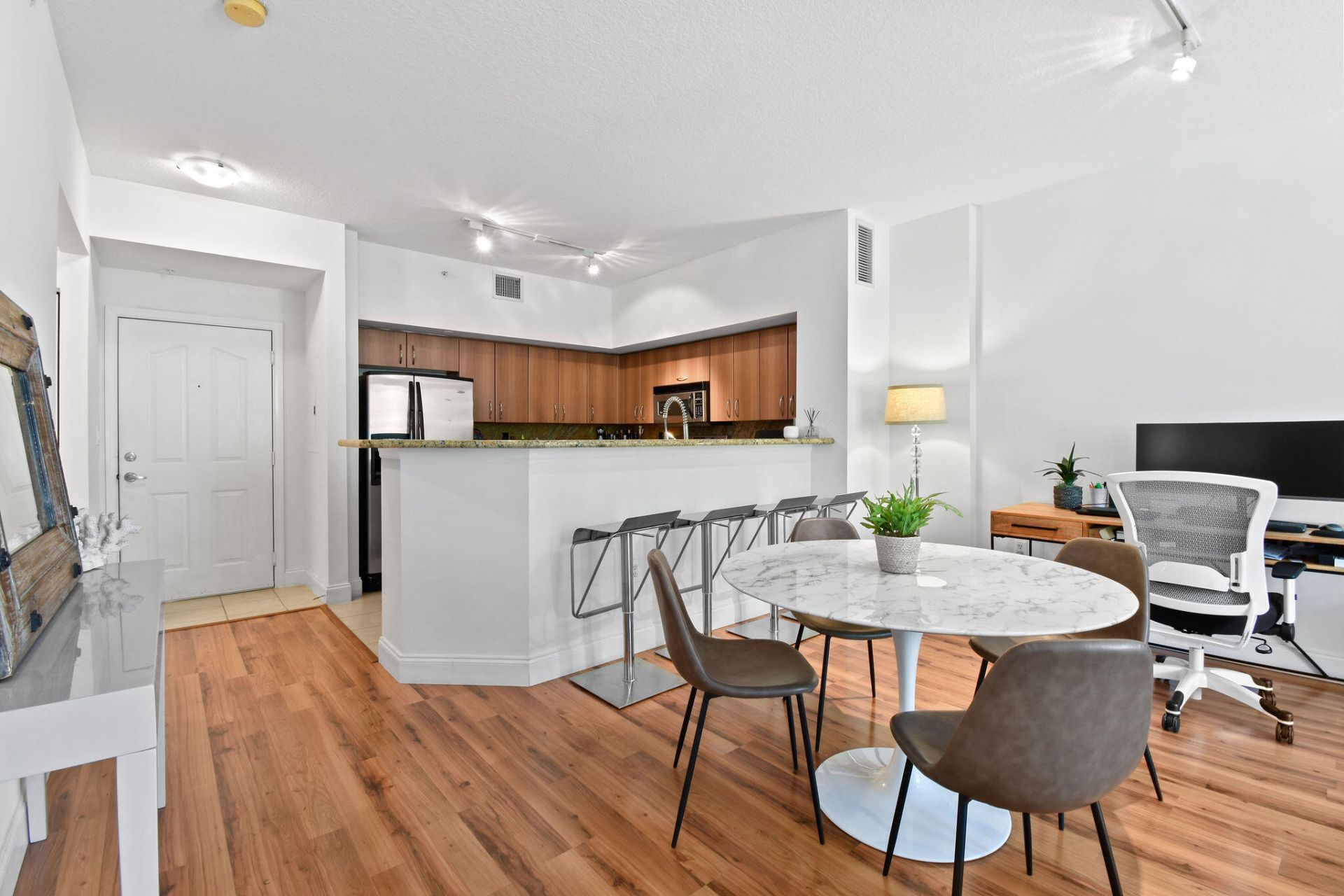 250 NE 3rd Avenue, Unit 1320, Delray Beach, FL 33444 Photo