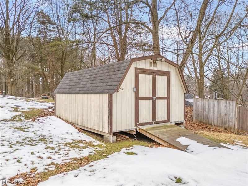 2504 Clayton Drive, Akron, OH 44319 Photo 30