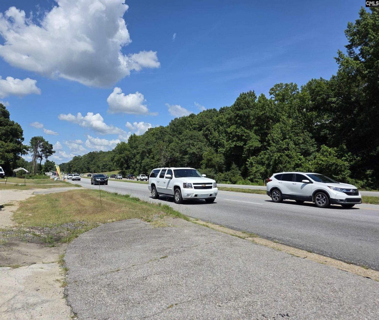 594 Hwy#1 South  Photo 5