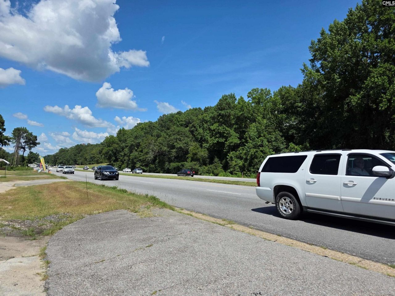 594 Hwy#1 South  Photo 6