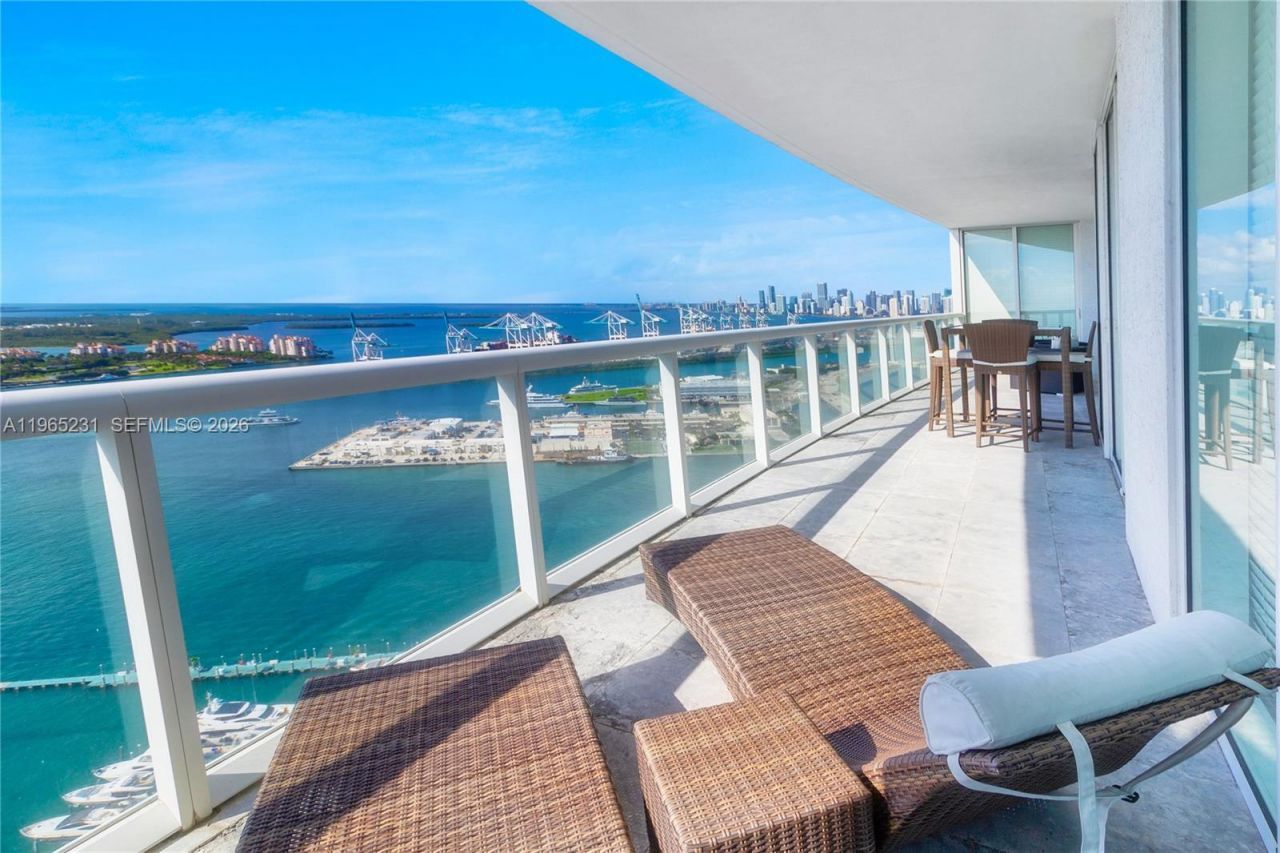 450 Alton Rd , Unit 3703, Miami Beach, FL 33139 Photo