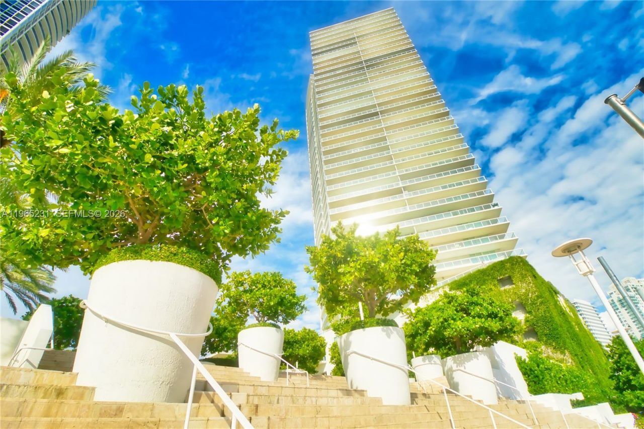 450 Alton Rd , Unit 3703, Miami Beach, FL 33139 Photo
