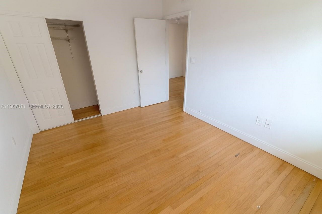 7207 Bay Dr , Unit 19, Miami Beach, FL 33141 Photo