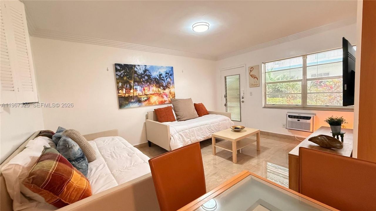 650 Pennsylvania Ave, Unit 2, Miami Beach, FL 33139 Photo