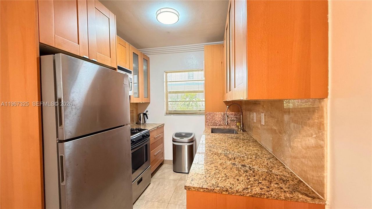 650 Pennsylvania Ave, Unit 2, Miami Beach, FL 33139 Photo