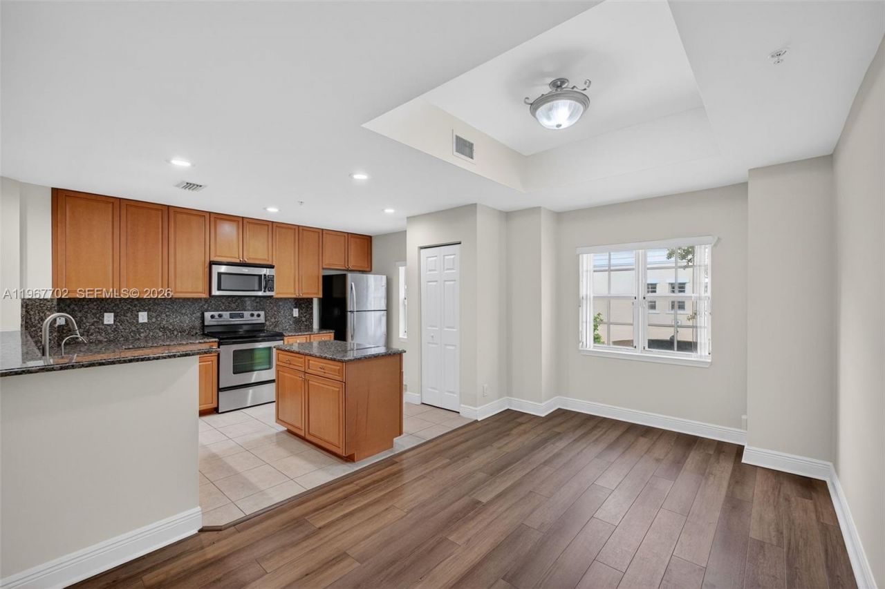 617 SW 1st Ave , Pompano Beach, FL 33060 Photo