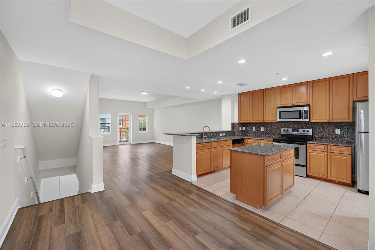 617 SW 1st Ave , Pompano Beach, FL 33060 Photo