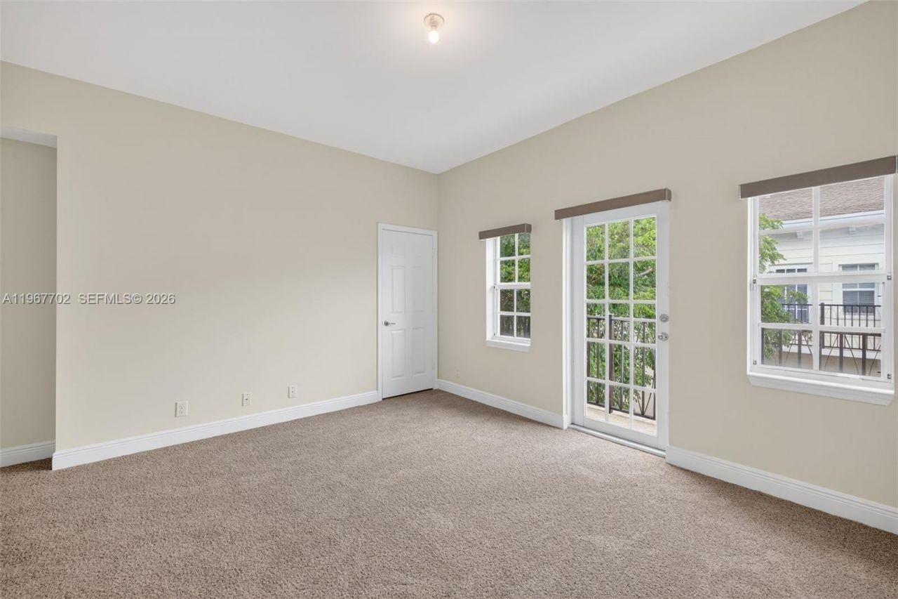 617 SW 1st Ave , Pompano Beach, FL 33060 Photo