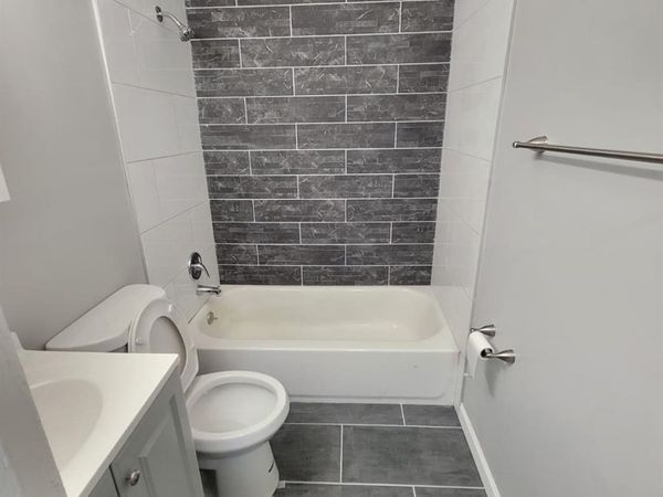 92 Fitzgerald Drive, Middletown, NY 10940