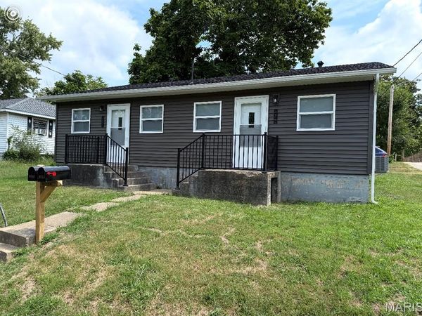 604 N Henderson Street , Salem, MO 65560