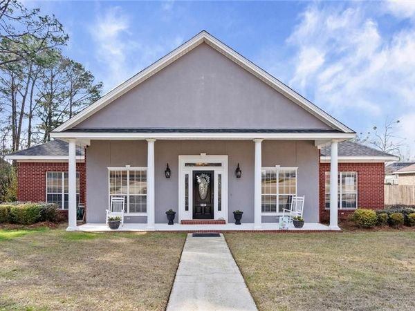1619 Gold Stream Drive, Saraland, AL 36571
