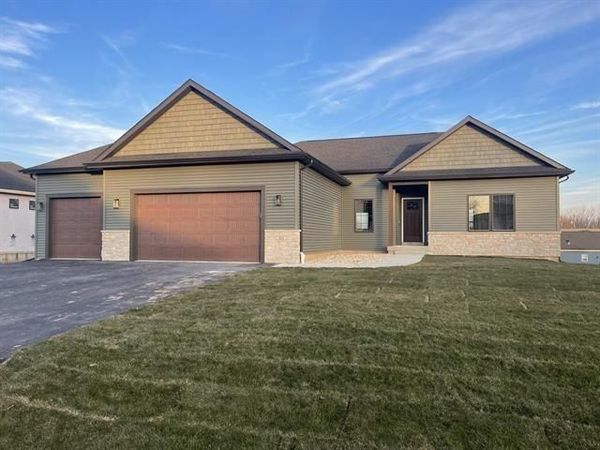 14168 Prairie Commons Lane, SOUTH BELOIT, IL 61080