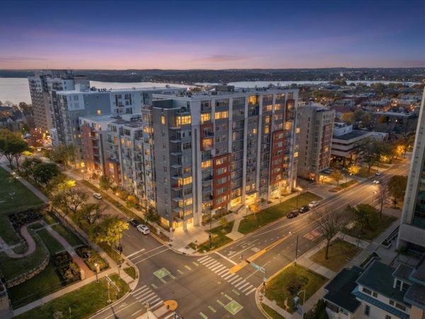 309 W Washington Avenue, Unit 310, Madison, WI 53703