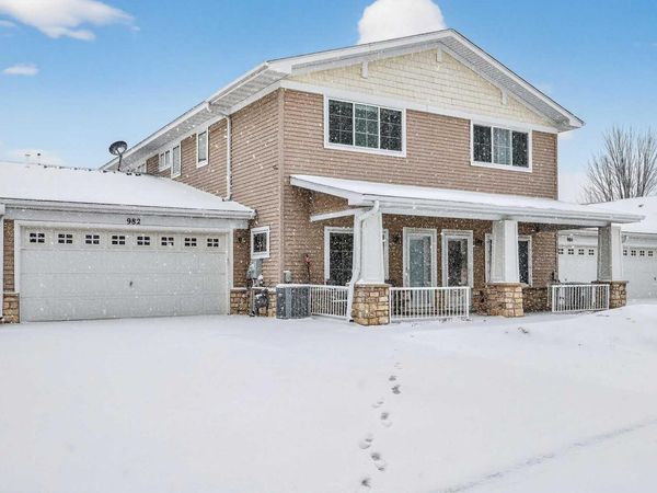 982 Crossing Way, Delano, MN 55328