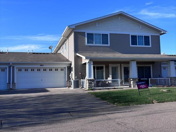 982 Crossing Way, Delano, MN 55328