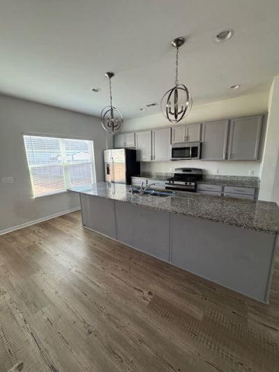 195 Hyrne Drive Photo 2