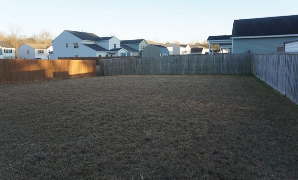 195 Hyrne Drive Photo 9