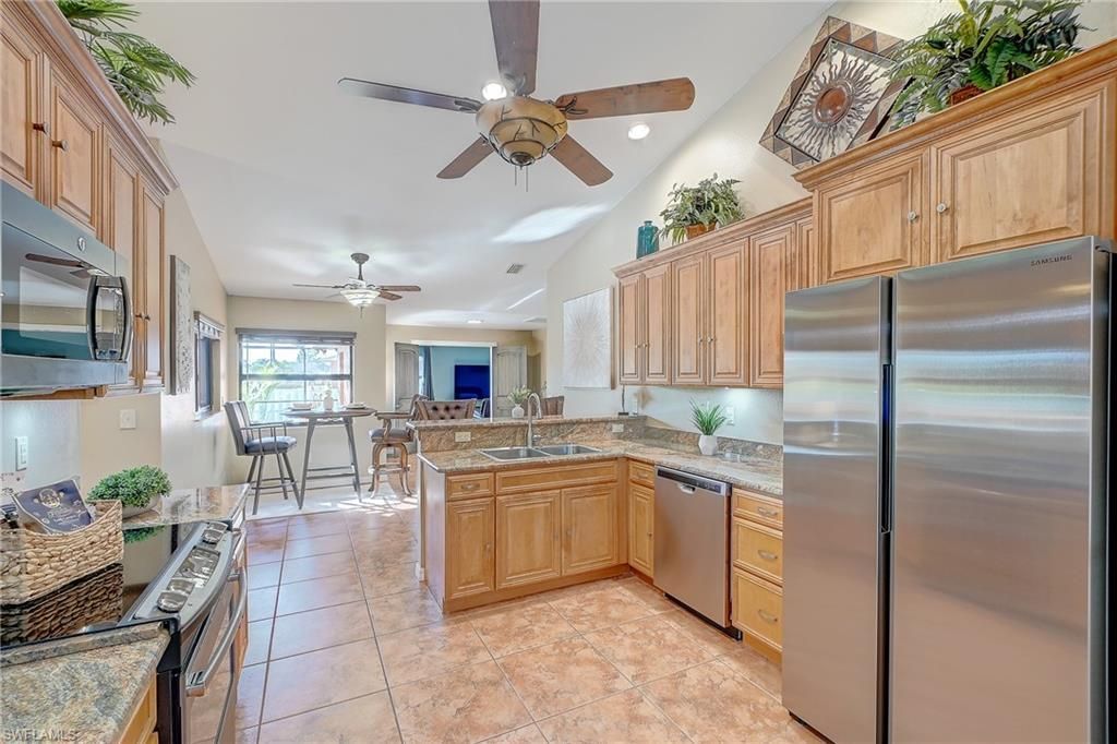 718 Arundel Cir, Fort Myers, FL 33913 Photo