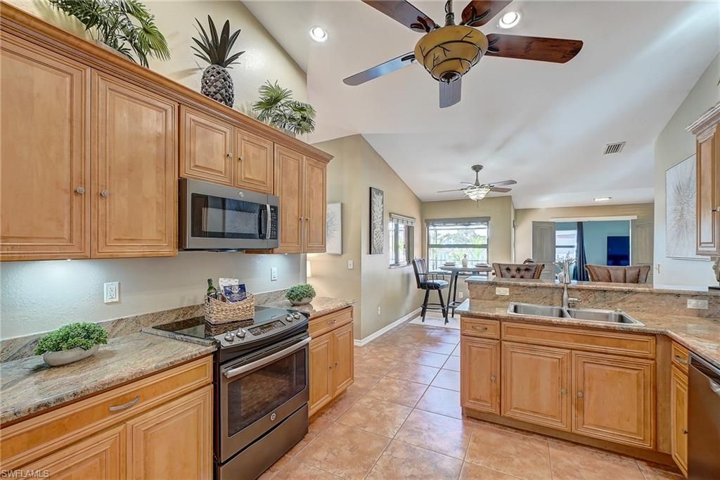 718 Arundel Cir, Fort Myers, FL 33913 Photo