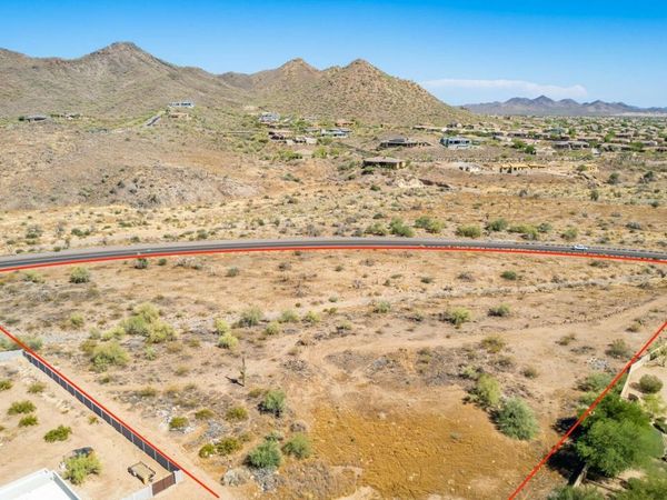 2812 W Cloud Road, Unit 4, Phoenix, AZ 85086