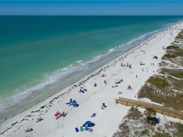 404 HIDDEN HARBOUR DRIVE, Unit 404, INDIAN ROCKS BEACH, FL 33785