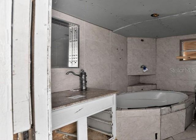 617 32nd St W, Bradenton, FL 34205 Photo