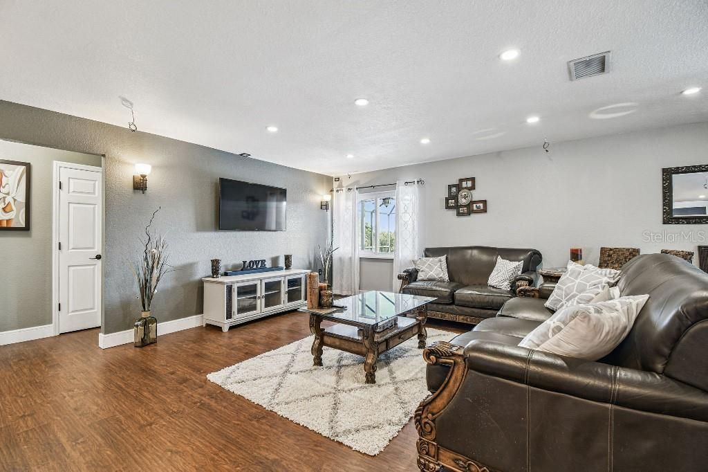 6408 Running Bear Drive, Lakeland, FL 33813 Photo