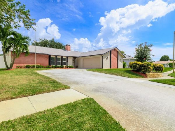 9275 133RD STREET, SEMINOLE, FL 33776
