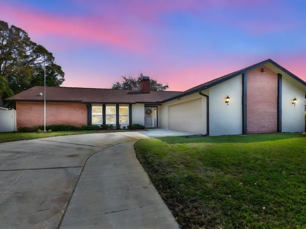 9275 133RD STREET, SEMINOLE, FL 33776