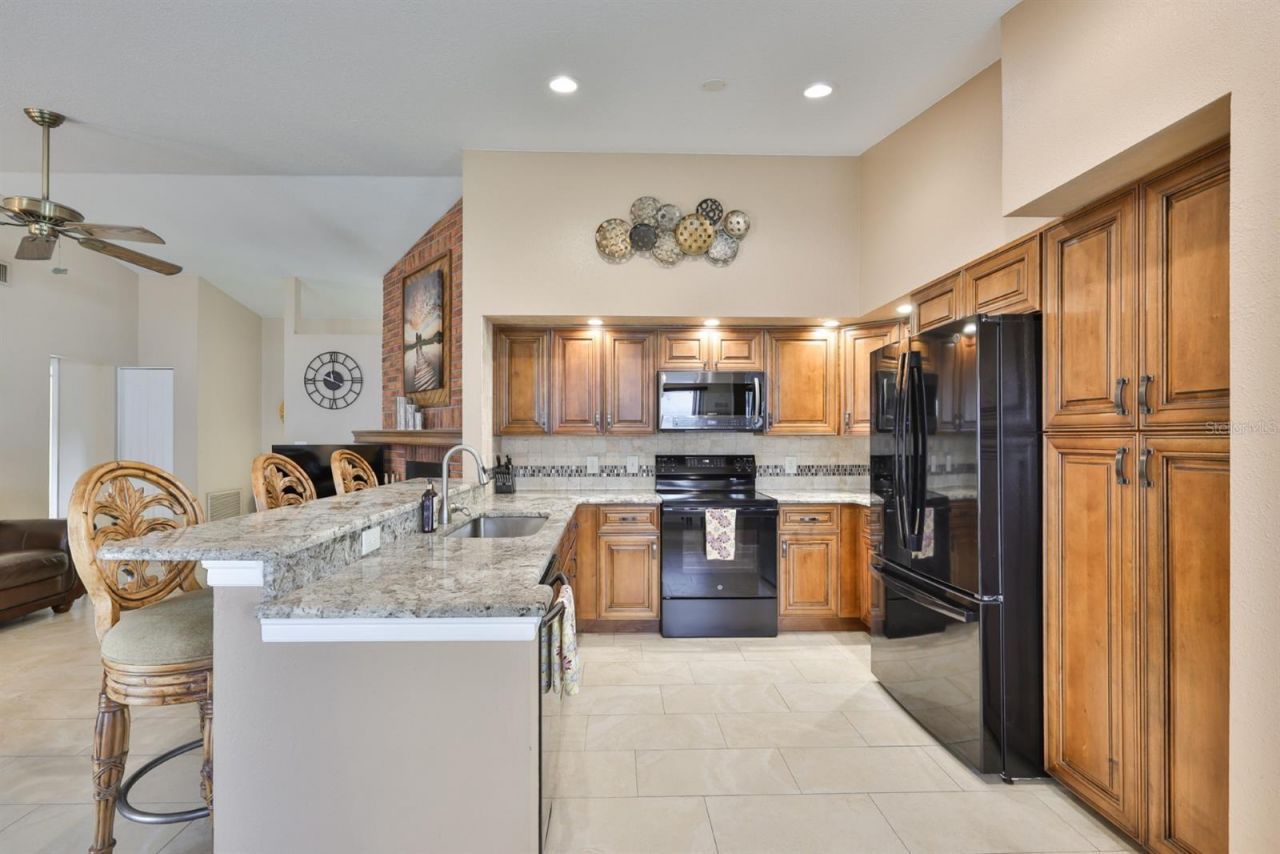 9275 133rd Street, Seminole, FL 33776 Photo