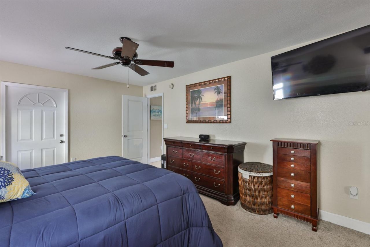 9275 133rd Street, Seminole, FL 33776 Photo